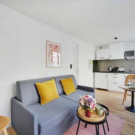 Stunning 4p1br Apartment *